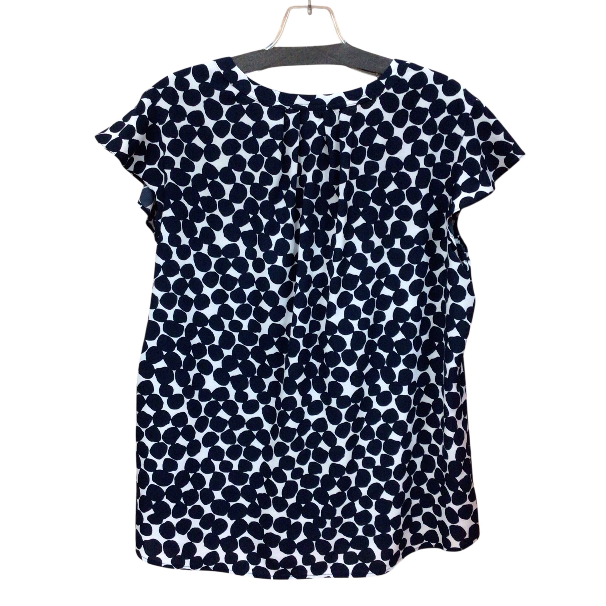 Calvin Klein Size Large Short Sleeve