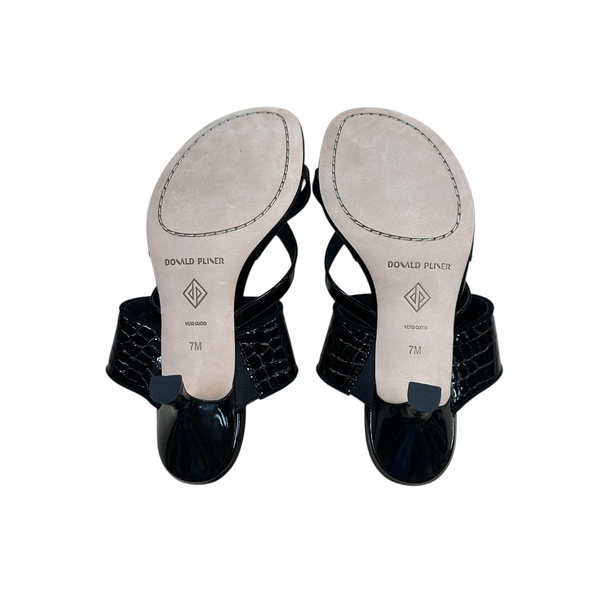 Donald Pliner "Louka" Size 7 Black Heels