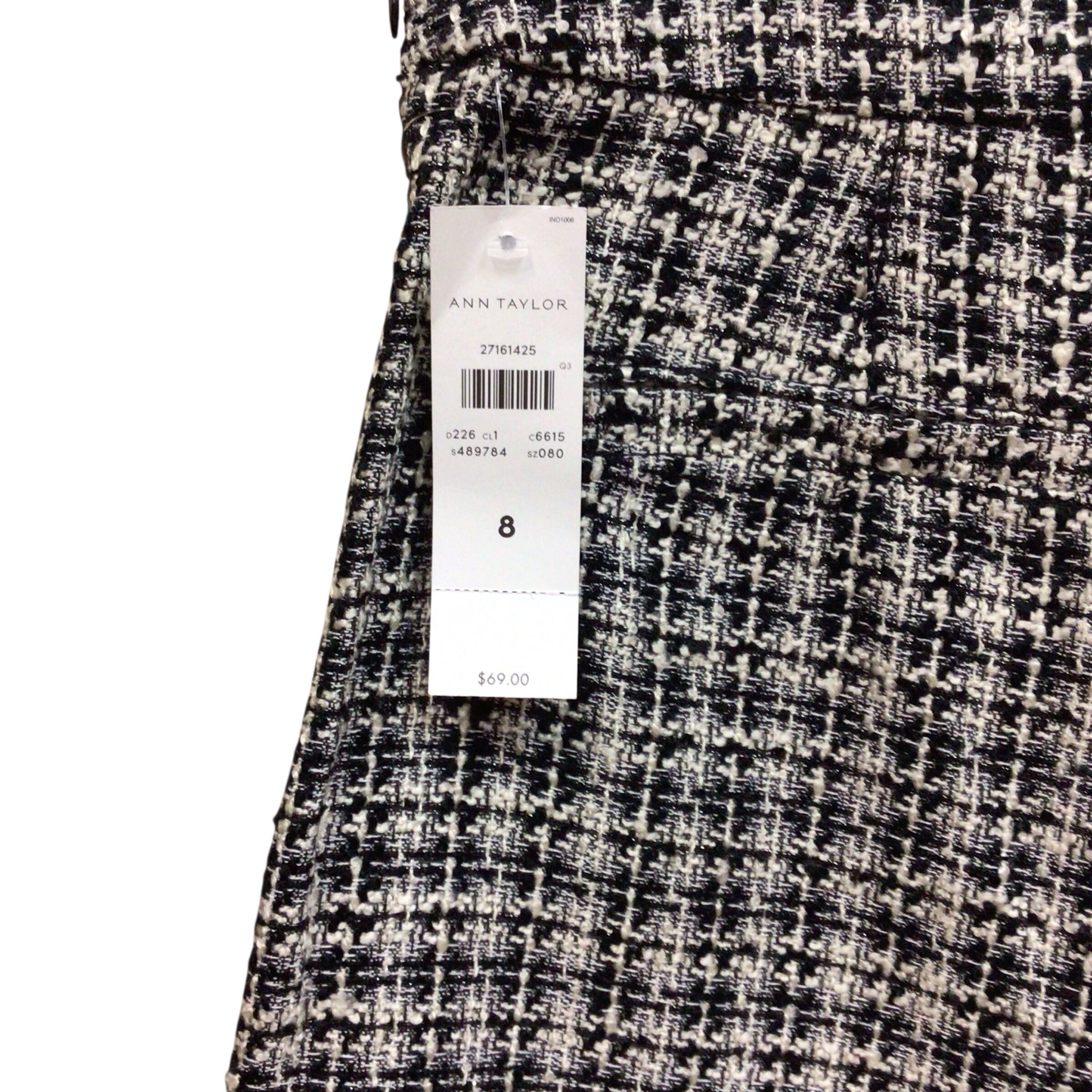 Ann Taylor Black & White Plaid Dress Shorts Size 8 NWT