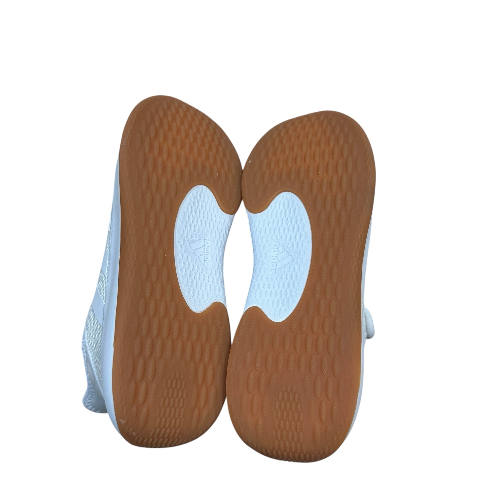 Adidas Size 6 Women's Cloud Foam Plus Sneakers White