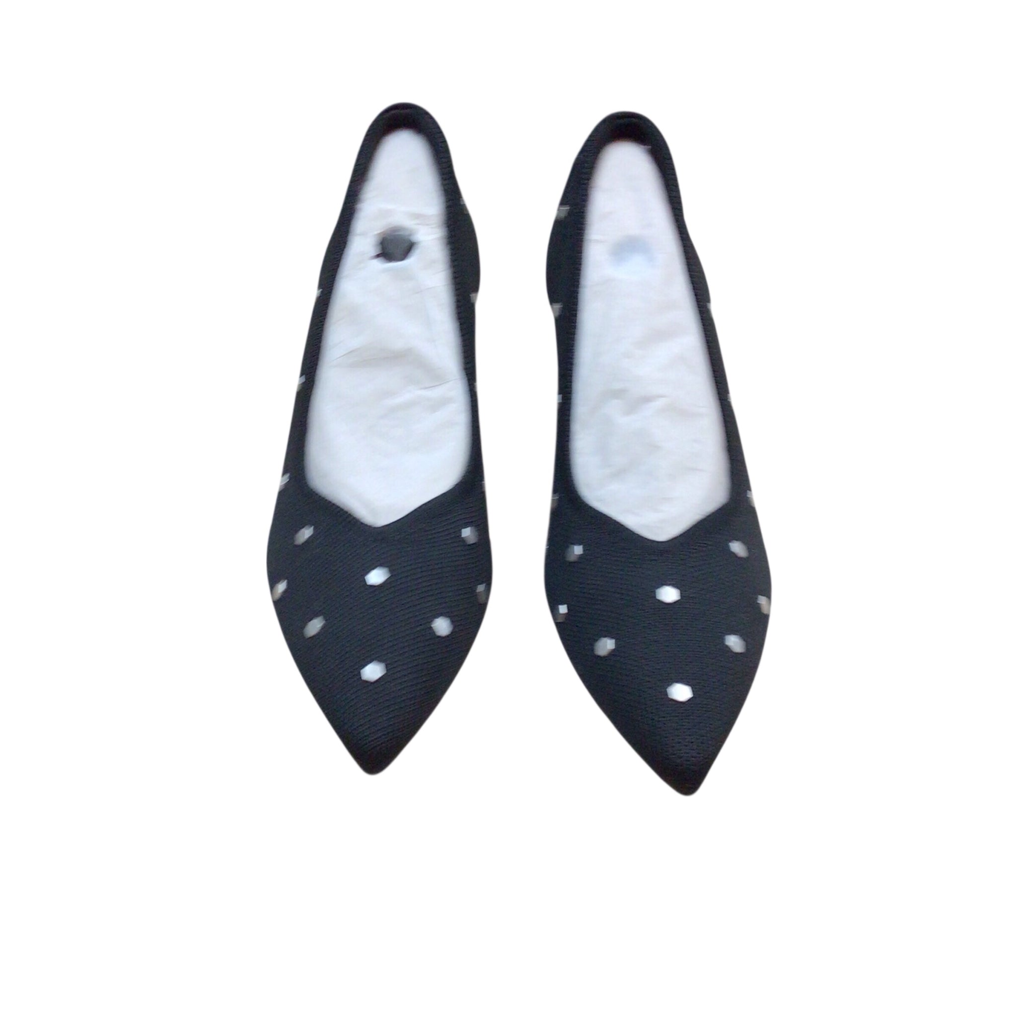 Vivaia "Scarlett" Pointed-Toe Kitten Heels Size 8