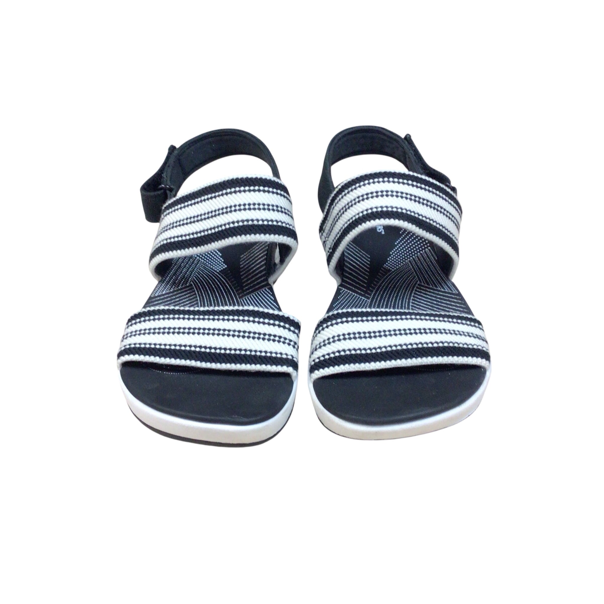 Clarks "Arla Stroll" Velcro Sandals Shoe Size 8