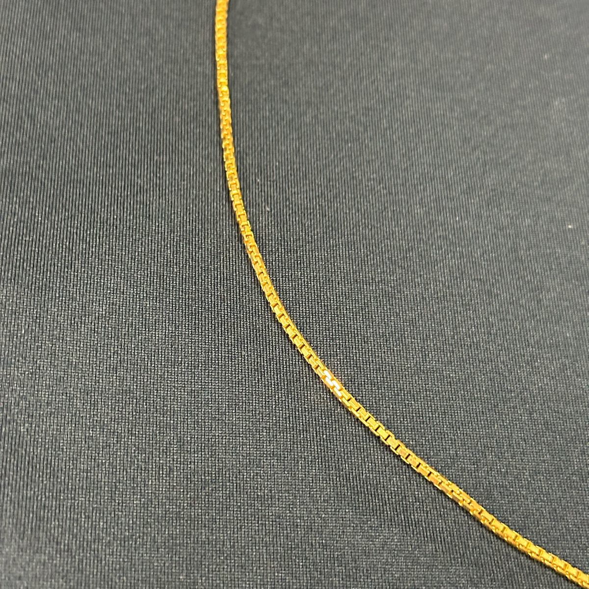 Solid 14K Yellow Gold Box Chain Necklace 24" - Italy 15.08g / 0.485 ozt