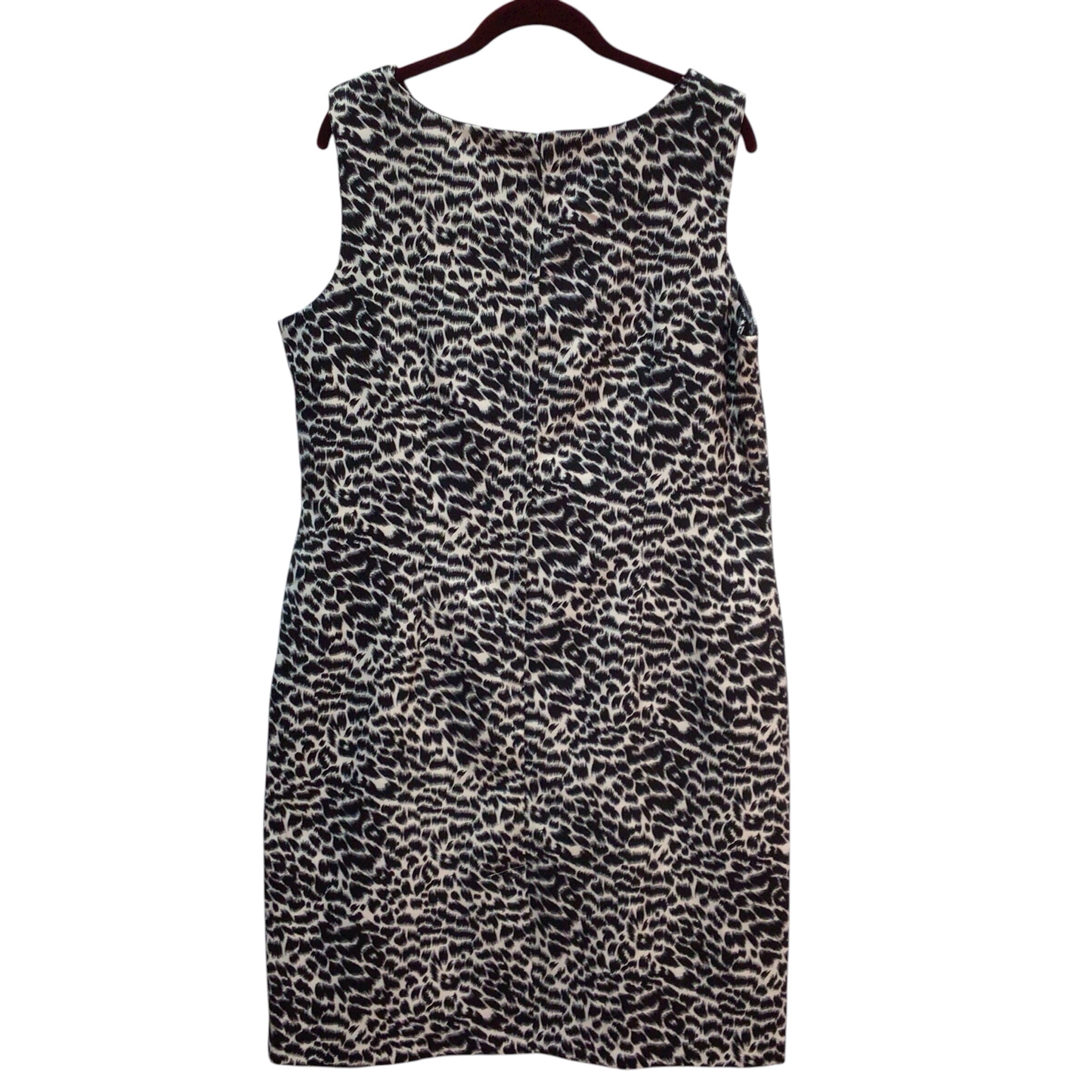 Tradition Sleeveless Black And White Leopard Pattern Dress Size XL