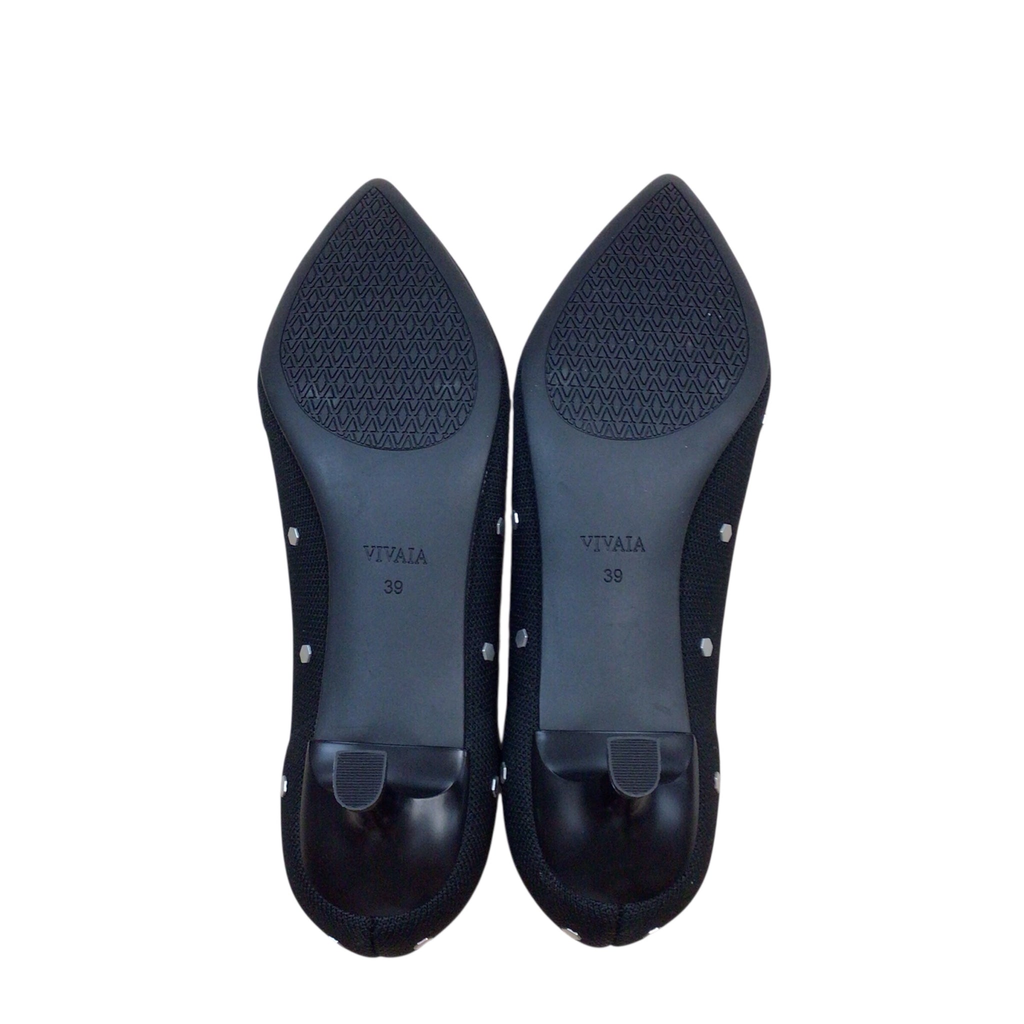 Vivaia "Scarlett" Pointed-Toe Kitten Heels Size 8