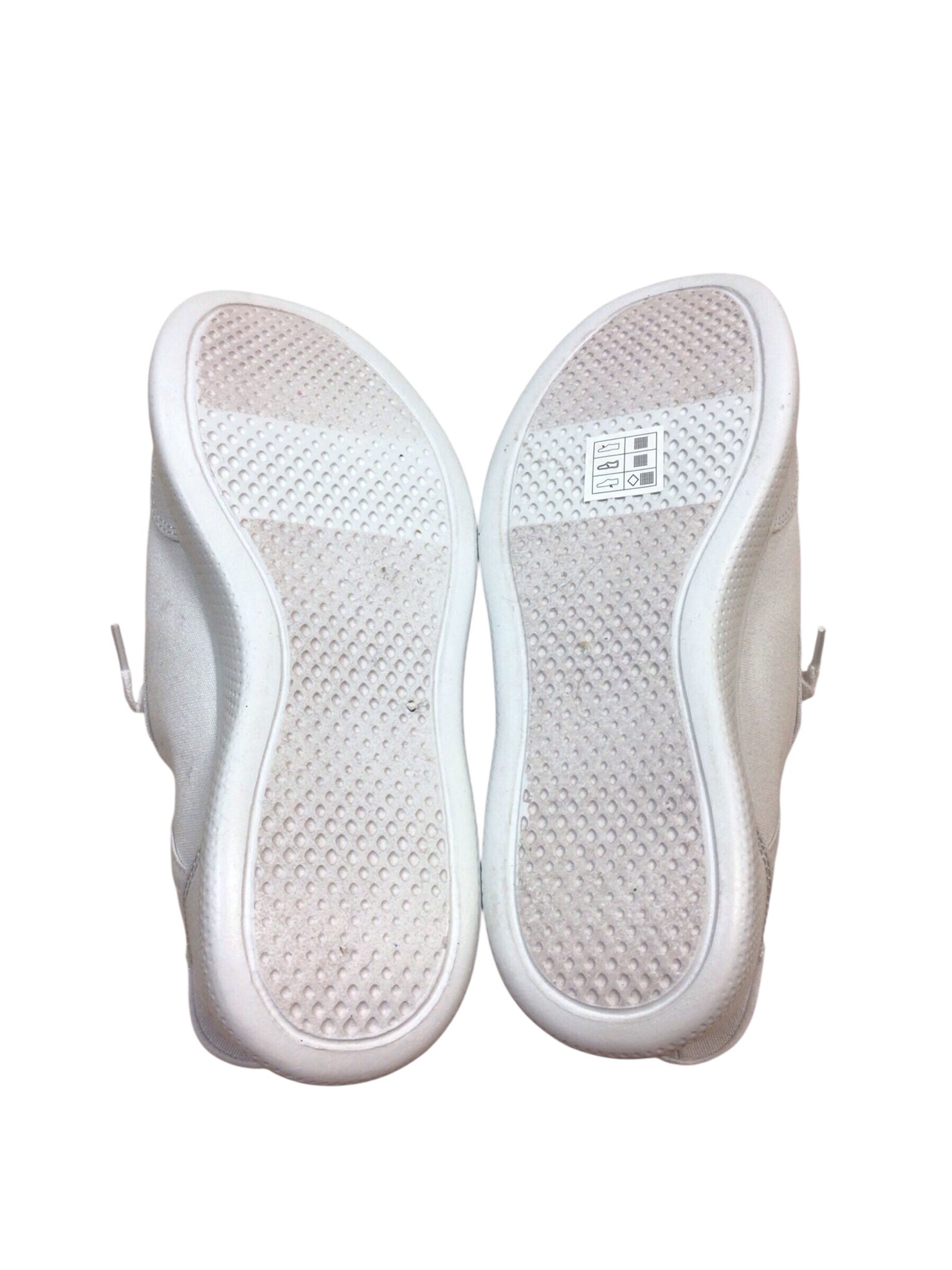 Skechers Bob's Slip-Ins White Sneakers Size 7
