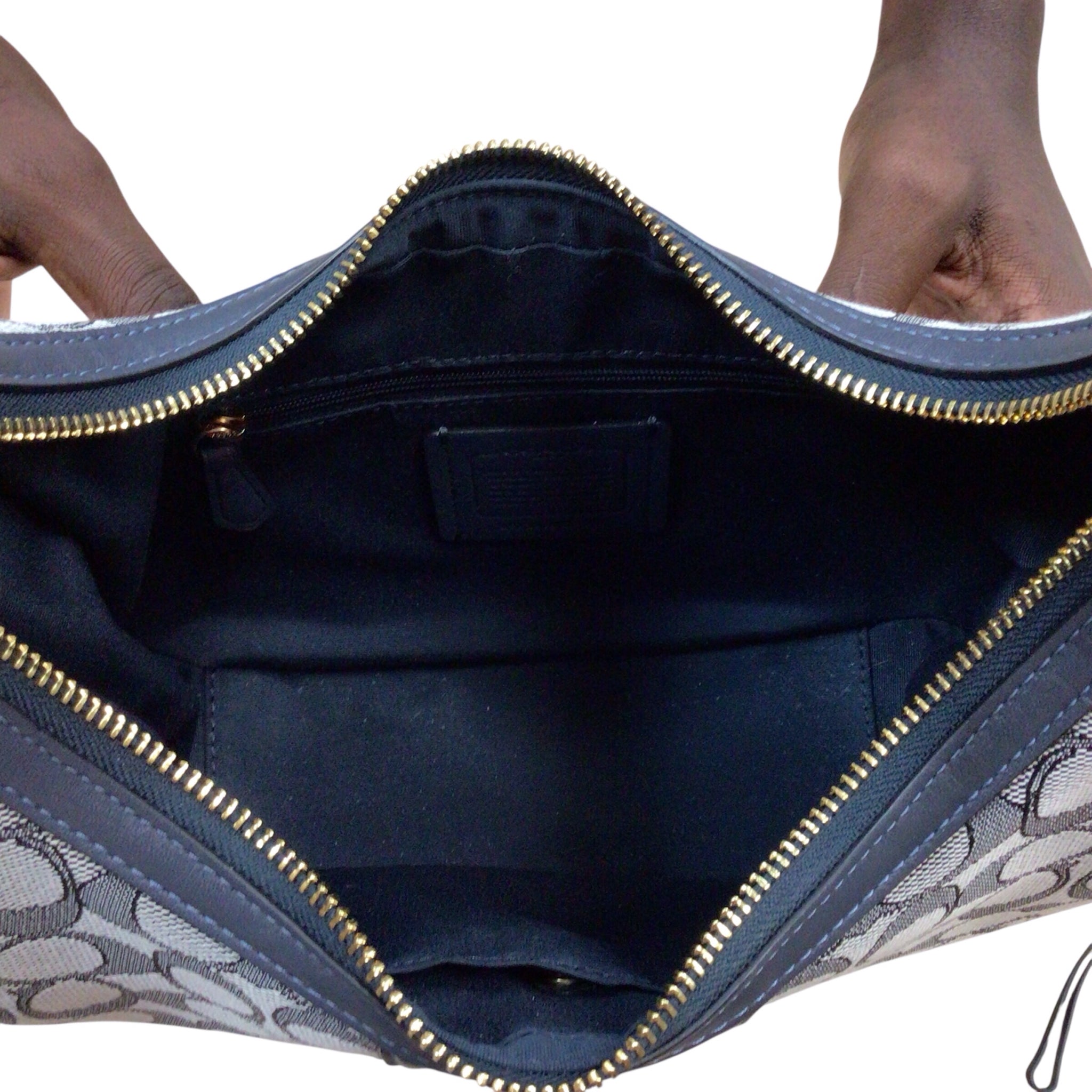 Coach "Carmen" CV001 Black Shoulder Bag In Signature Jacquard