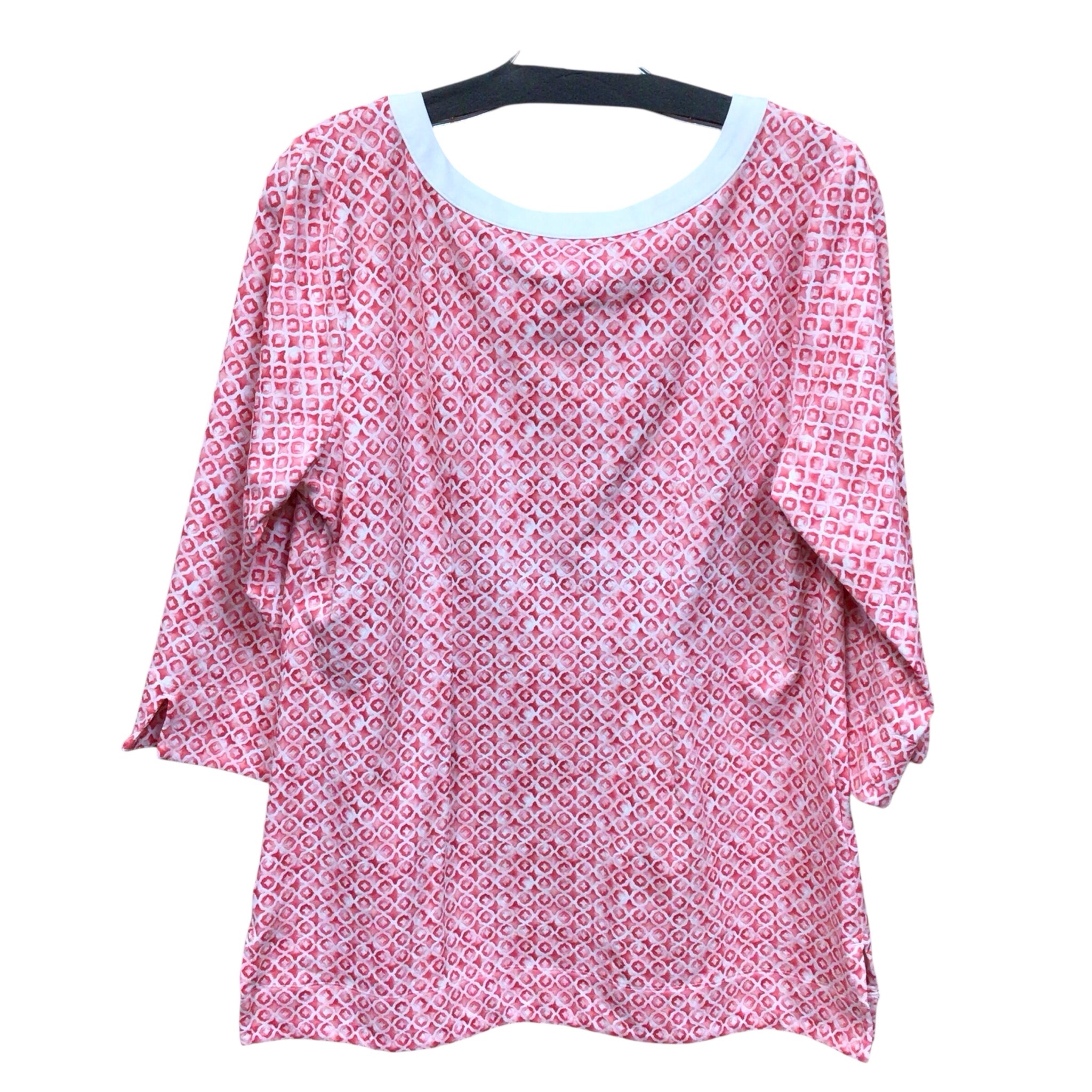 Tommy Bahama Size Medium 3/4 Sleeve