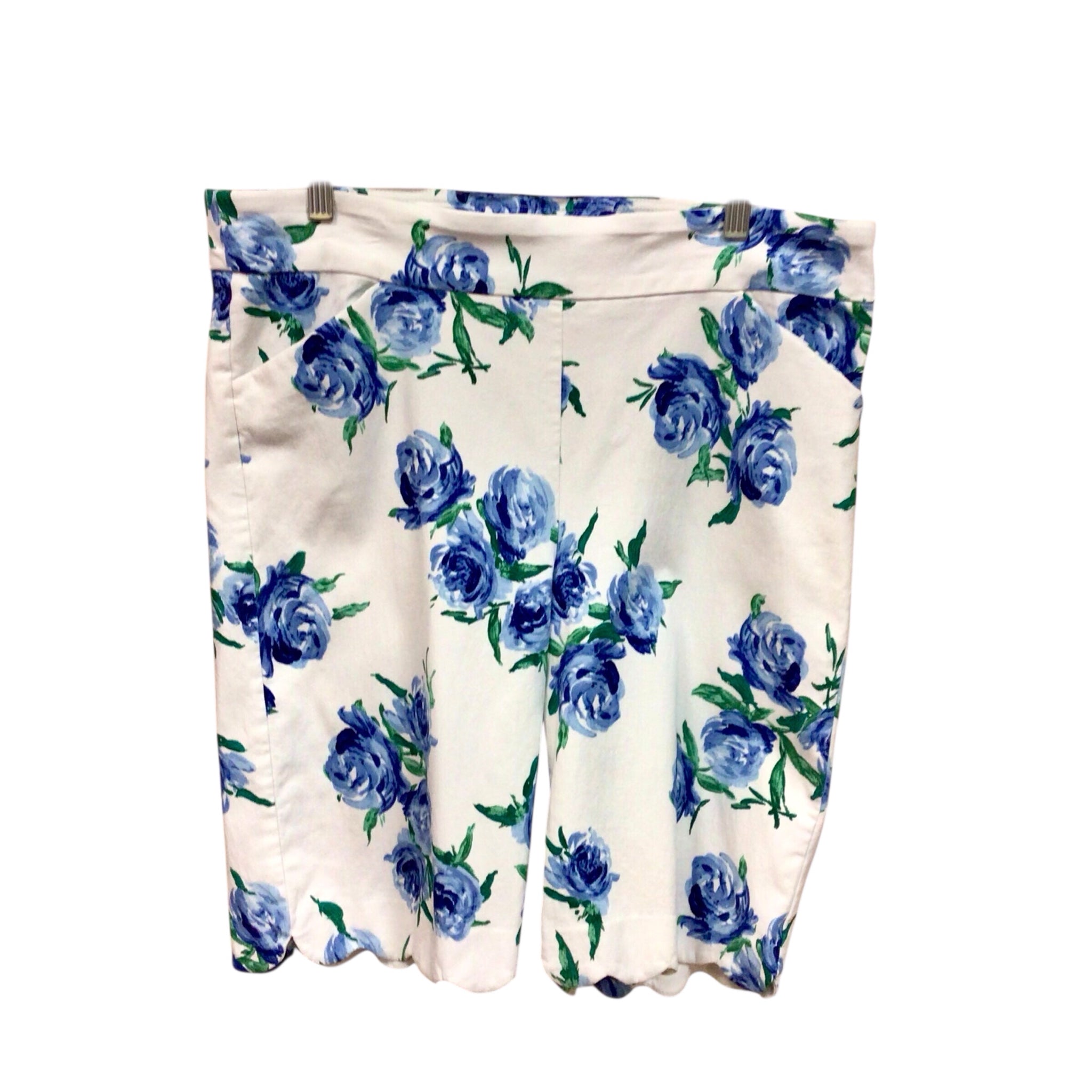 Coral Bay Blue Rose Bermuda Shorts Size 16