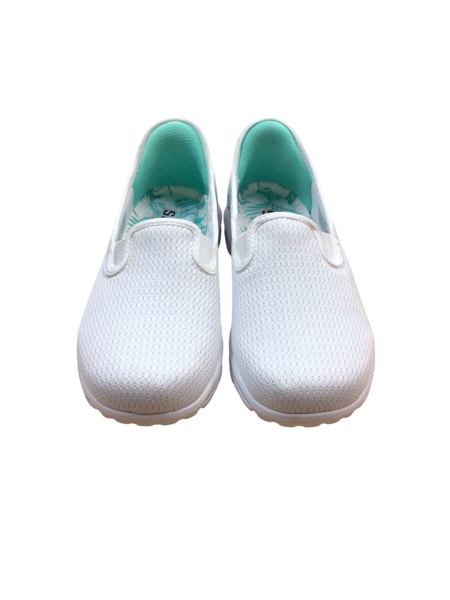 Skechers "Kiana" Go Walk White Slip On Sneakers Size 7.5