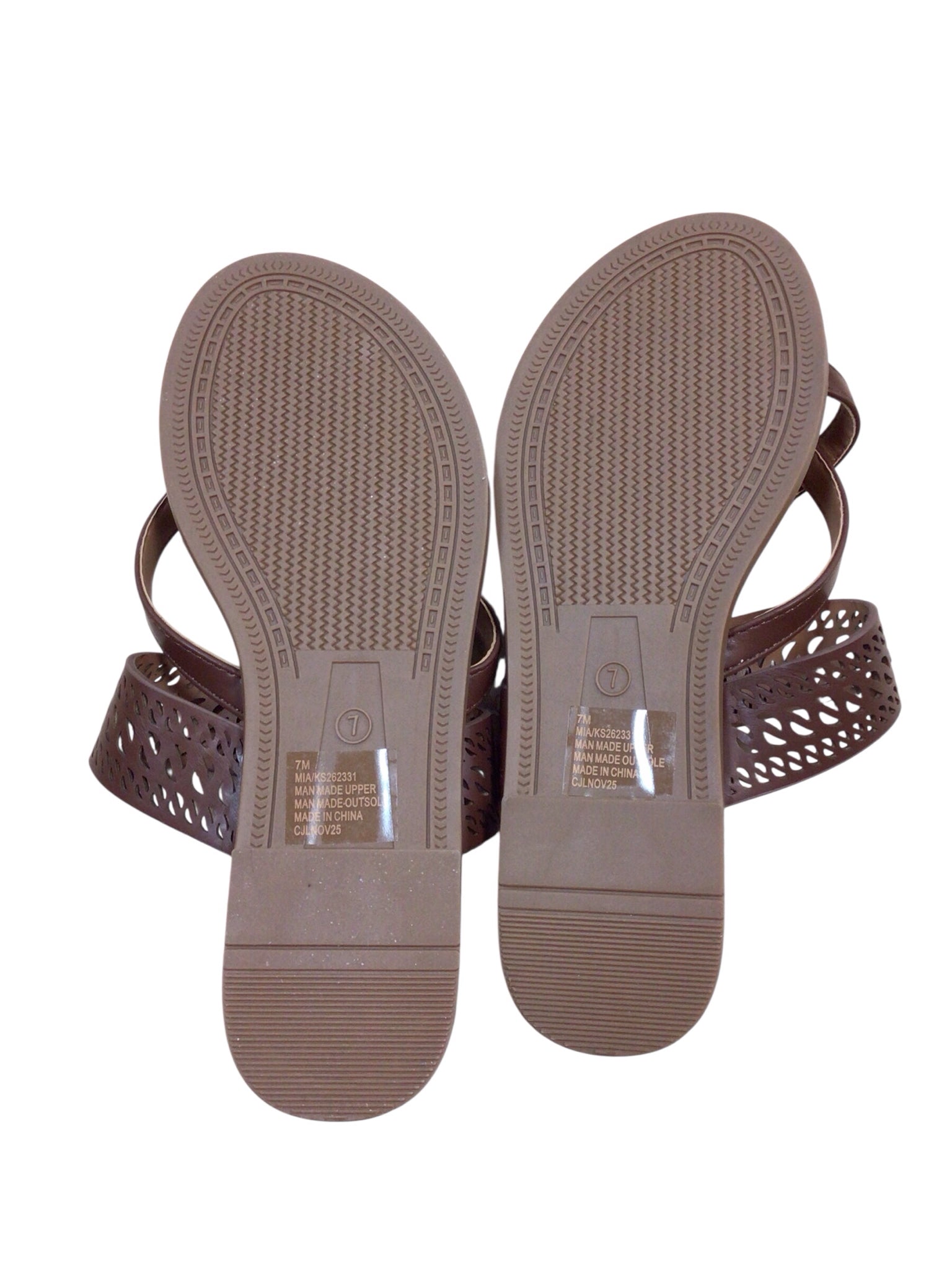 Kensie "Mia" Women's Chocolate Brown Sandals Size 7