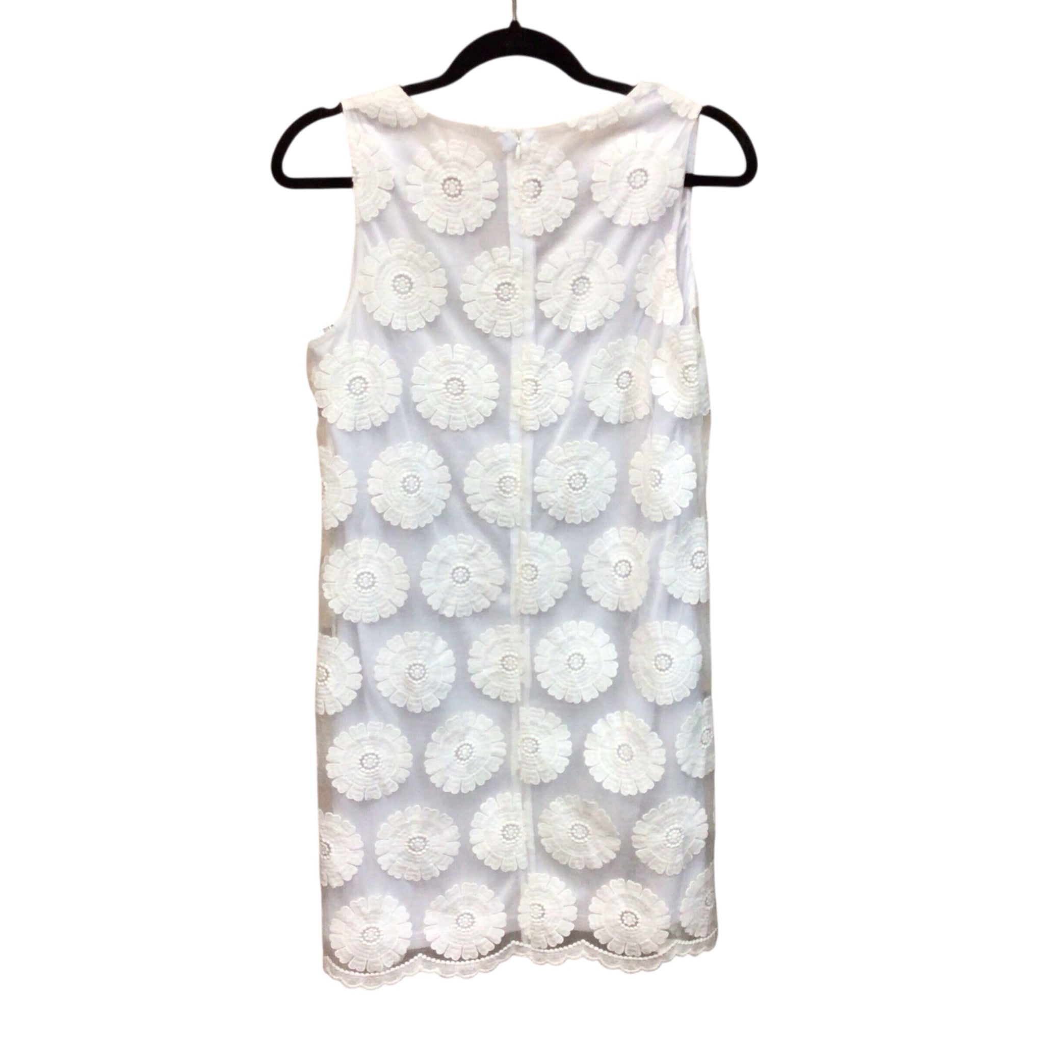 Tracy Negoshian White Sleeveless Shift Dress Size 6