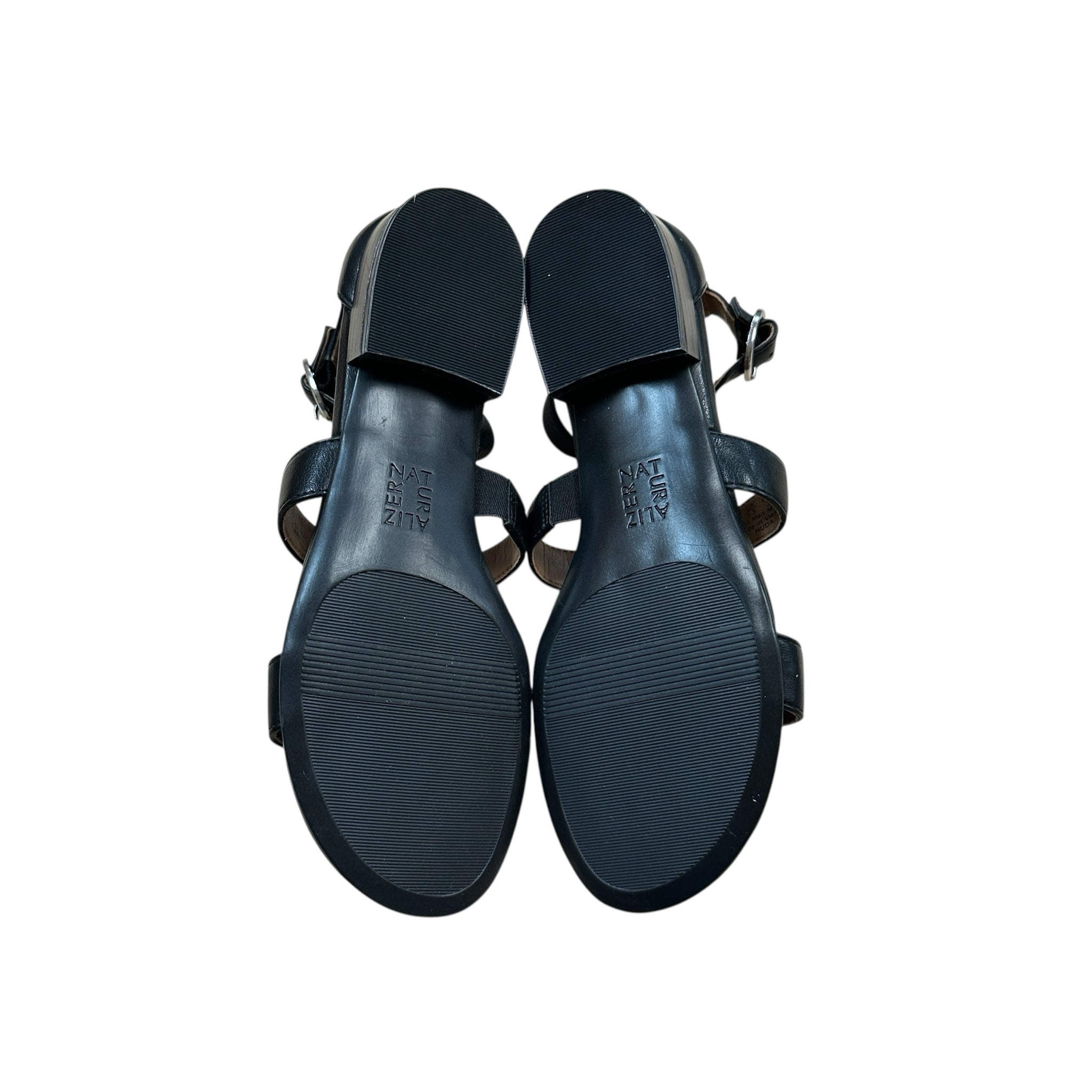Naturalizer Size 6 Black Sandals