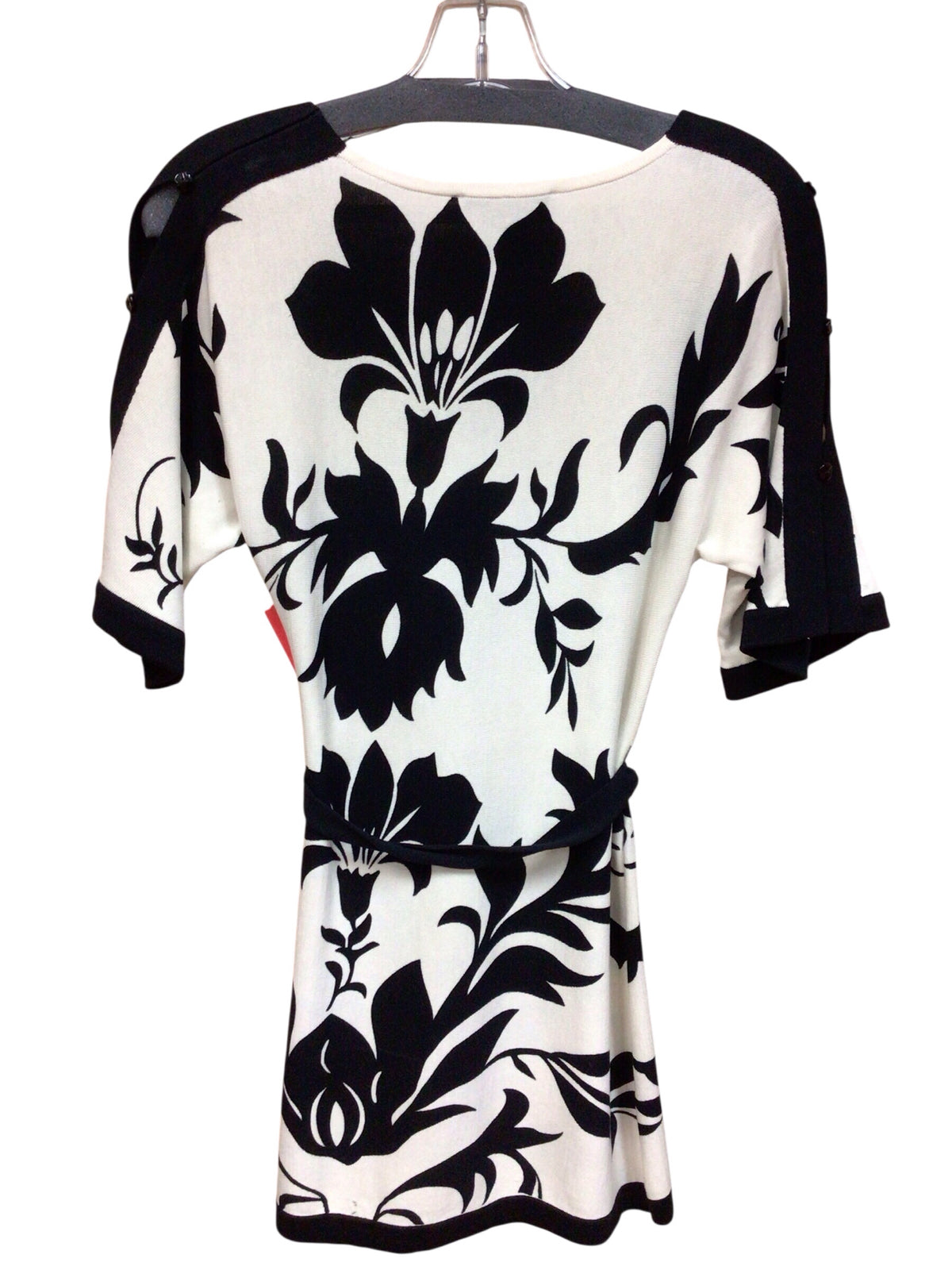 White House Black Market Black & White Floral Short Sleeve Dress Size XXS