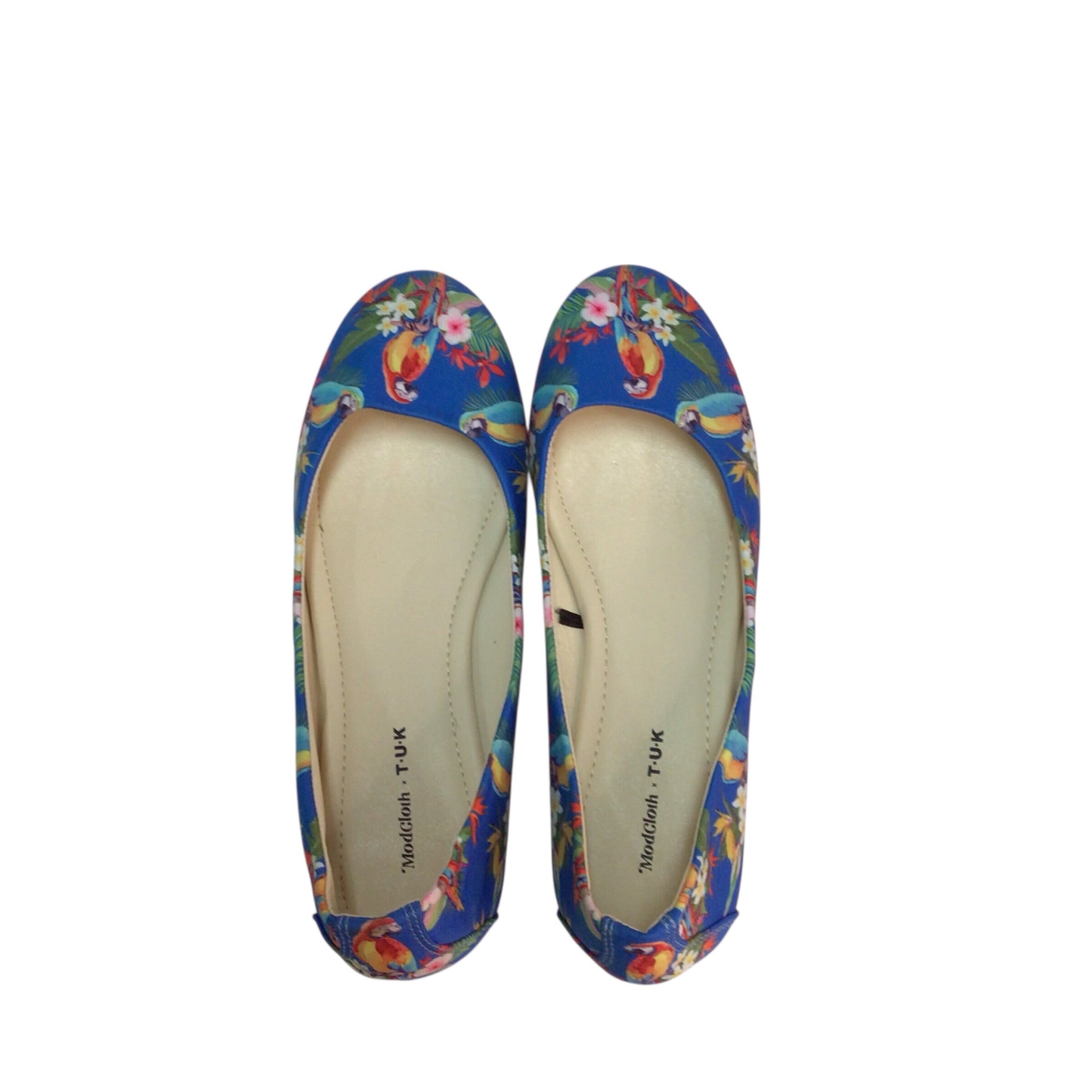 Modcloth Tuk Parrots Flats Size 8