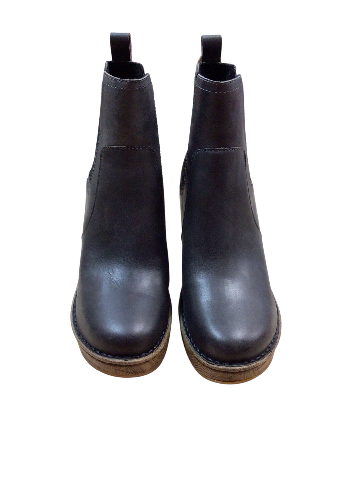 Born "Channing" Dark Gray Ankle Boots Size 7 NWT