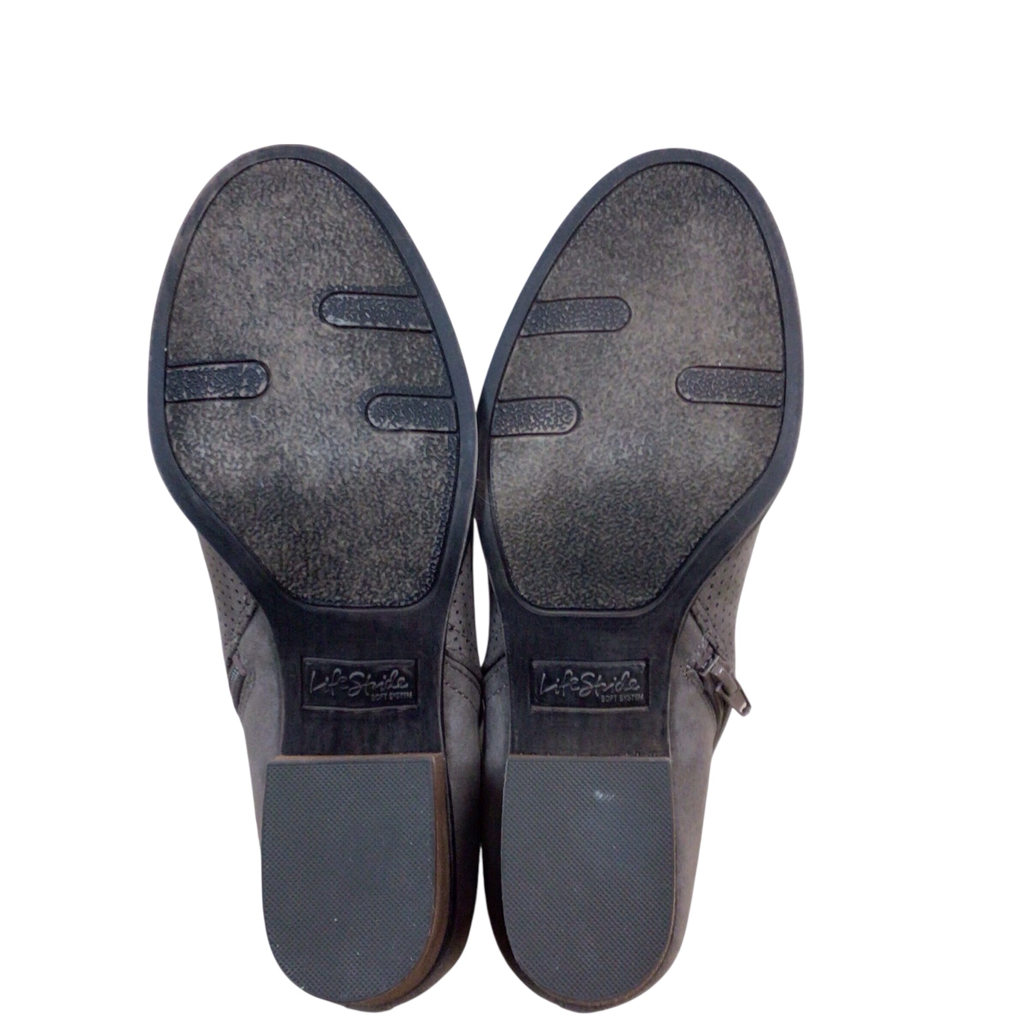LifeStride "Blake" Microfiber Shoes Size 8.5