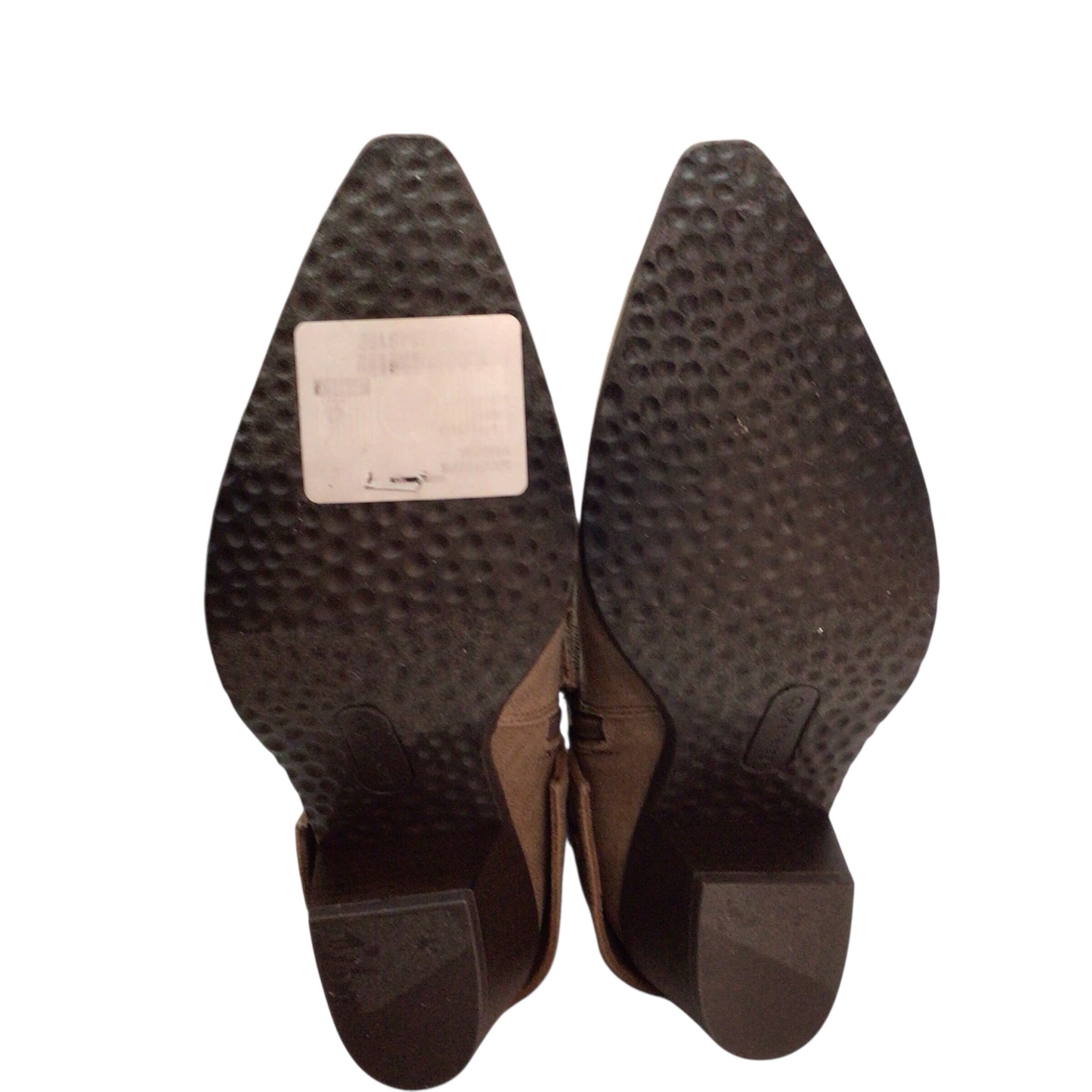 Baretraps "Yamura" Taupe Boots Size 6.5