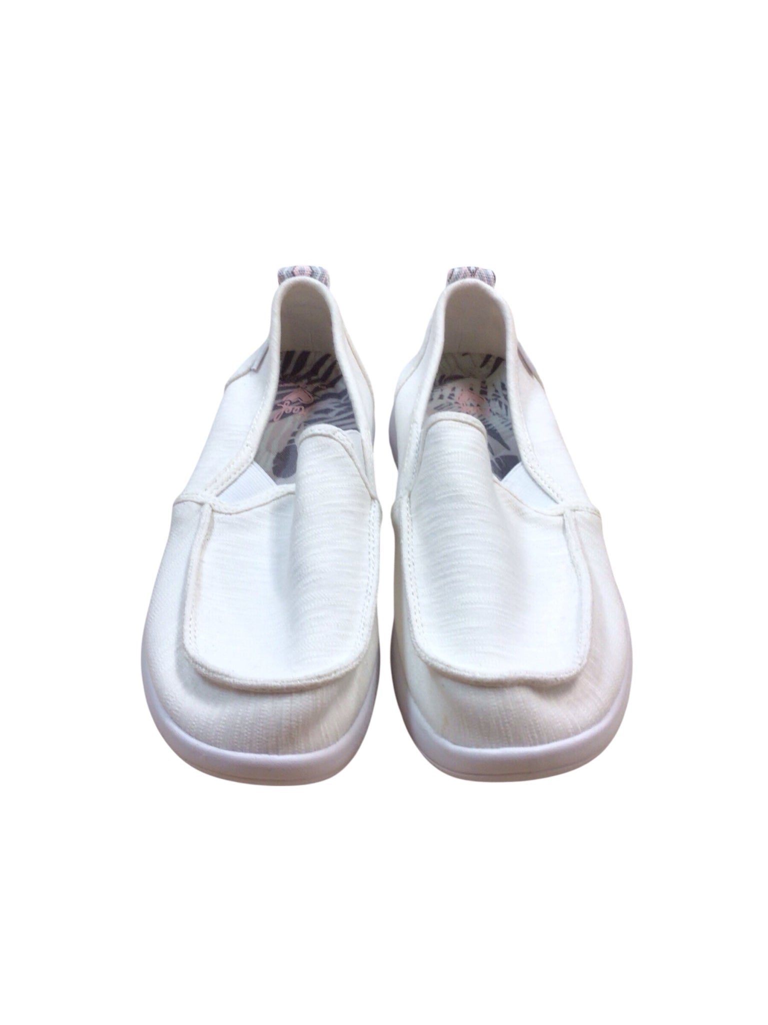 Reef Cream Colored Casual Shoes Size 7